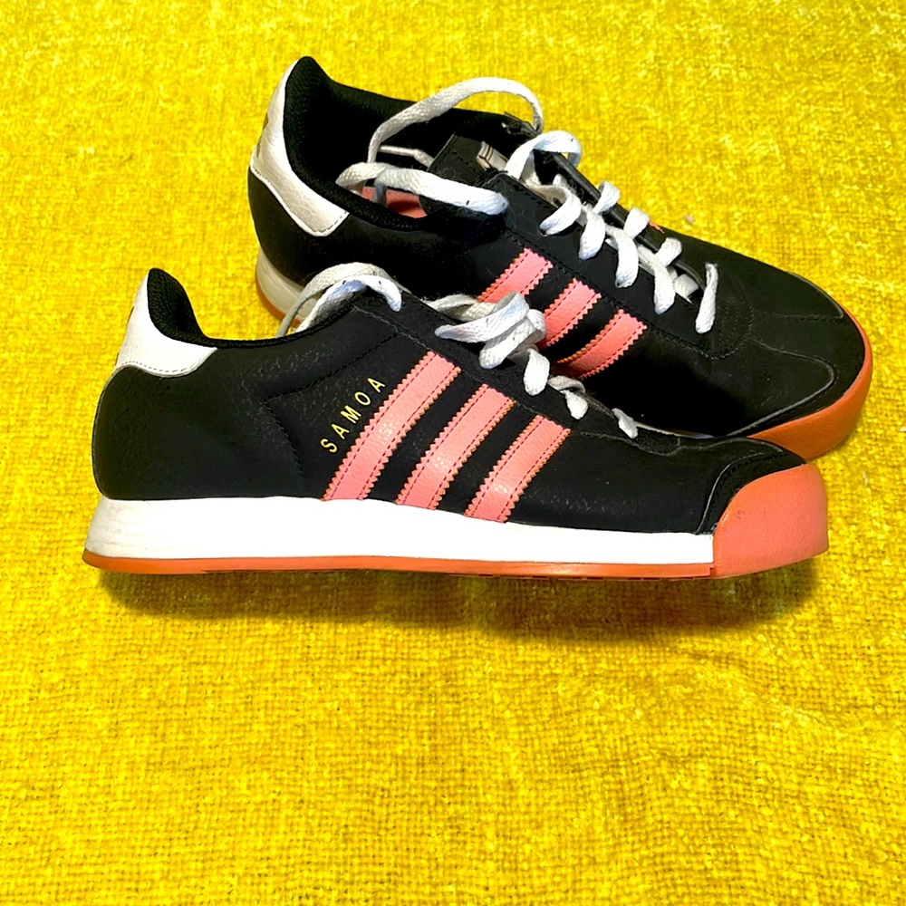 Adidas Samoa Sneakers